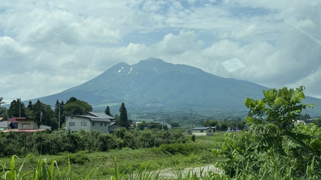 岩木山遠景